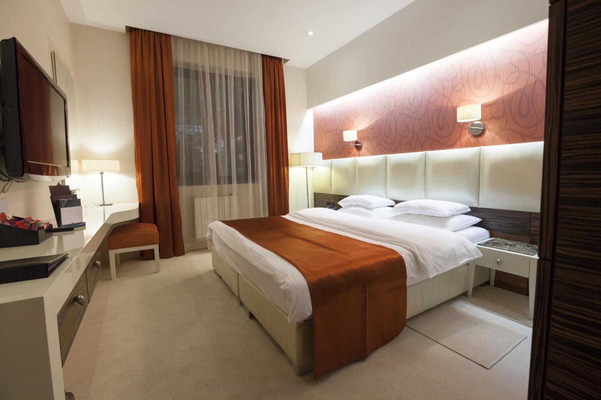 Airport Delhi Aerocity Inn Plaza 新德里 外观 照片